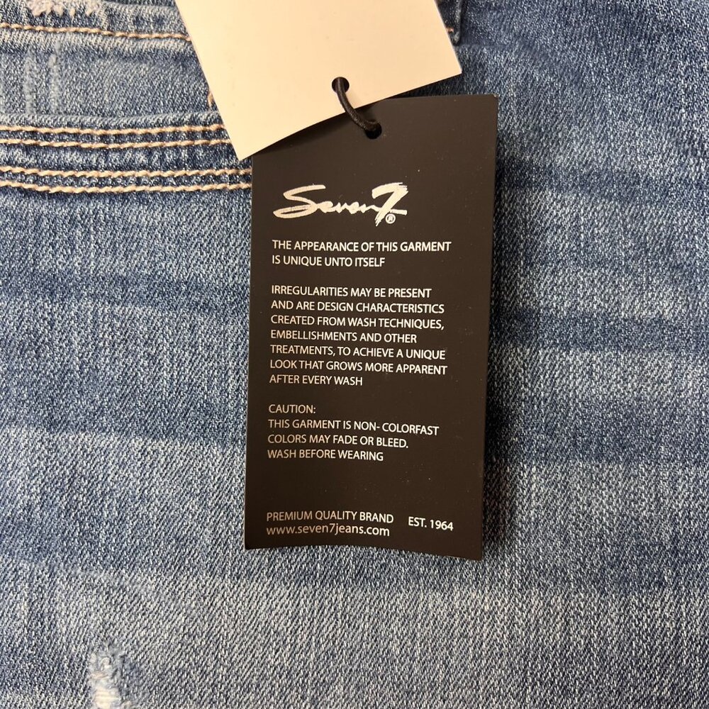 Seven7 Women's Denim Shorts Distressed Frayed Hem Size 12 Blue - Picture 4 of 10